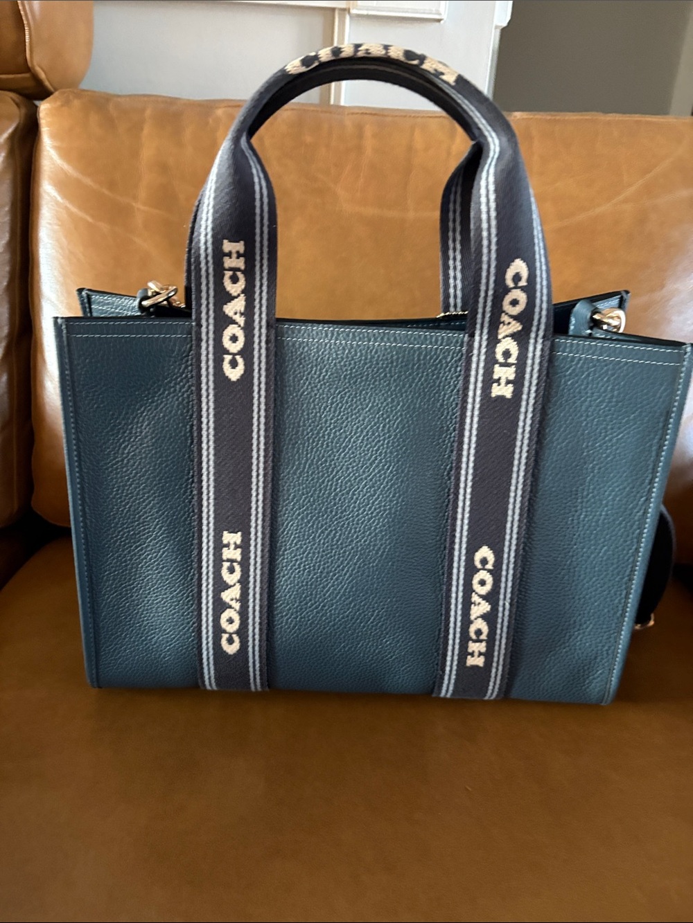 Coach Smith Tote Denim Colored Pebbled Leather Handles Adjustable Guitar Strap - Picture 3 of 12